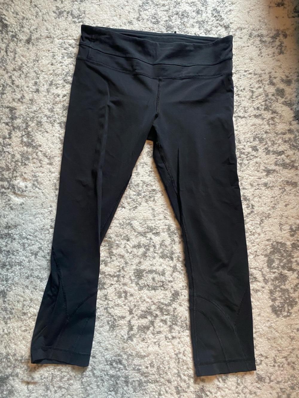 Lululemon Black Active Capris